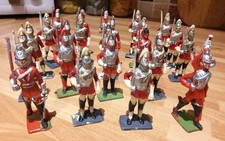 24 Vintage Plastic Soldiers As