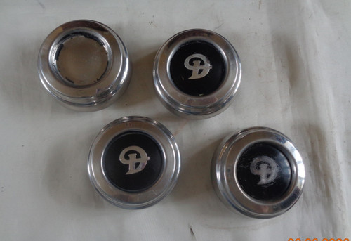 Daimler chrome hub caps - chrome,