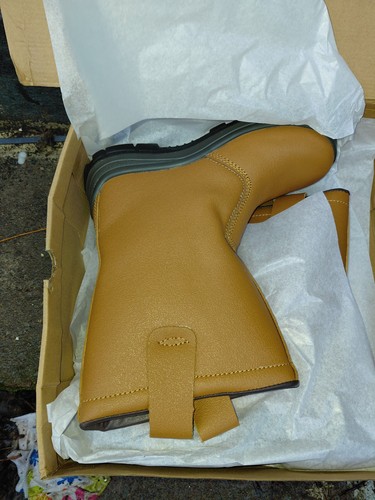 Size rigger boots - size,
