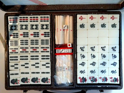 Vintage showa era mahjong - showa,