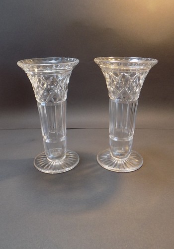 Pair vintage tudor - of, cut