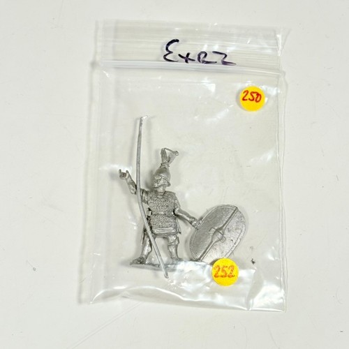 Roleplaying miniatures metal - roleplaying,