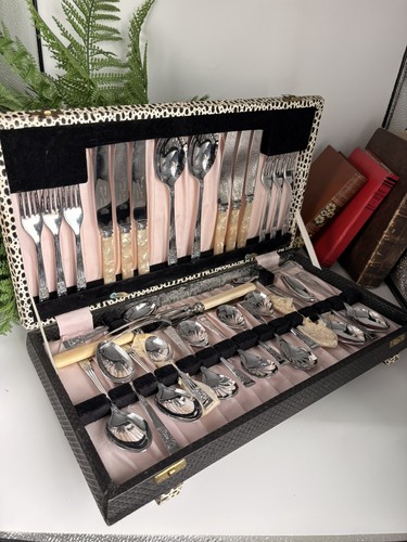 Vintage full six place setting - full,