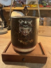 Vintage Retro Coat Of Arms Ice