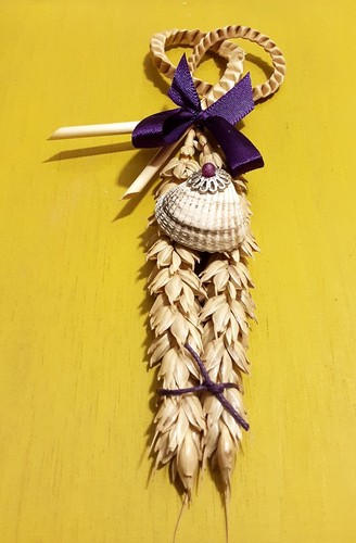 Corn dolly country - corn, favour