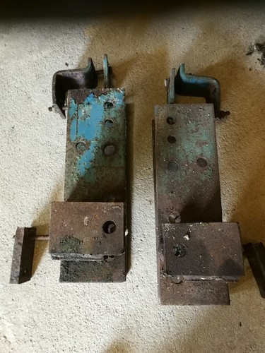 David brown tractor loader - brown,