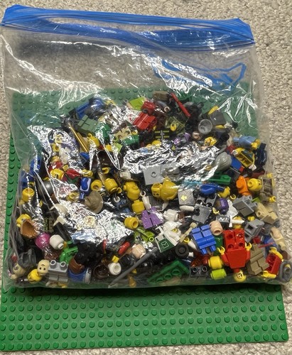 500 lego minifigure - of,