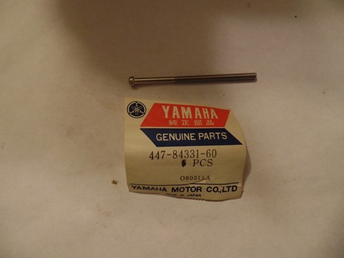 Nos yamaha headlight rim - nos,
