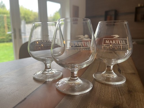 Trio martell branded - of,