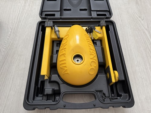 Milenco caravan wheel lock - milenco,
