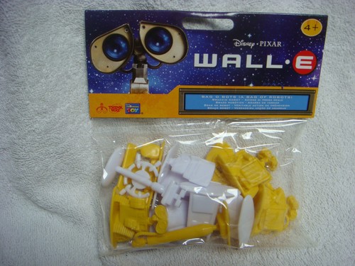 Wall play sets - wall.e*, *play