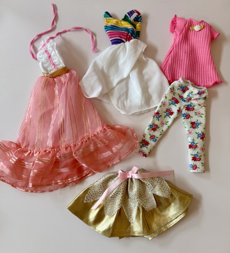 Mattel barbie clothes bundle - barbie,