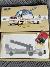 Corgi 97387 Fire Engine -