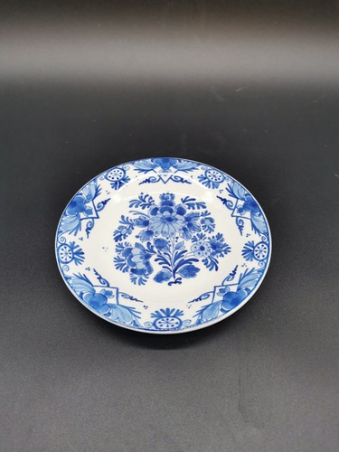 Royal delft porcelyne - royal,