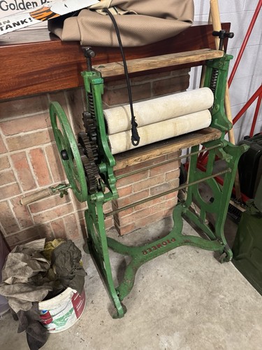 Antique cast iron - antique, pioneer