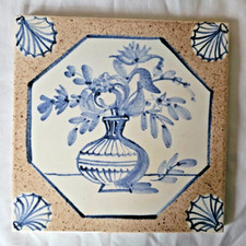 A LOVELY FLORAL DESIGN ENGLISH