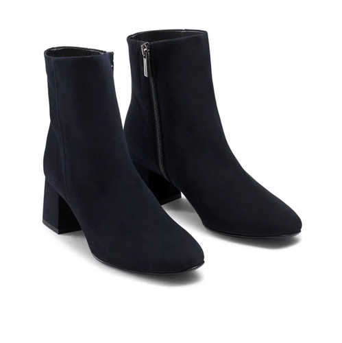 Russell bromley infinity - russell,
