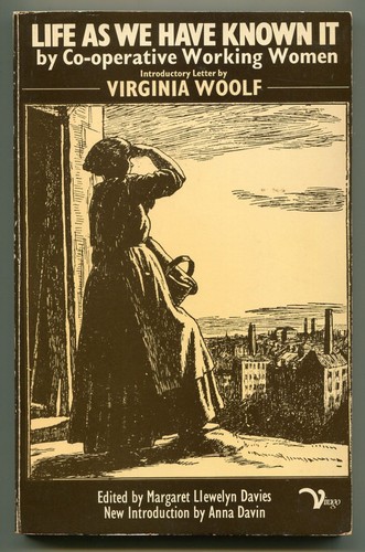 Operative working women - women, /