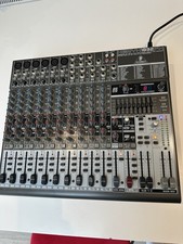 Behringer Xenyx X1832USB