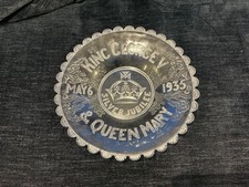 Vintage King George v Queen