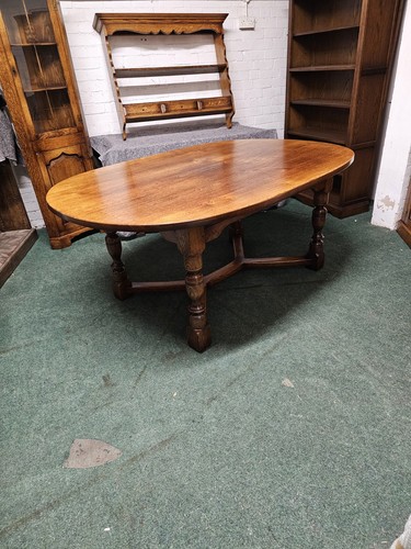 Solid oak table large oval - oak,