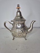 Moroccan style Tea Pot DA markon Base  England (silver plate?) 17cm