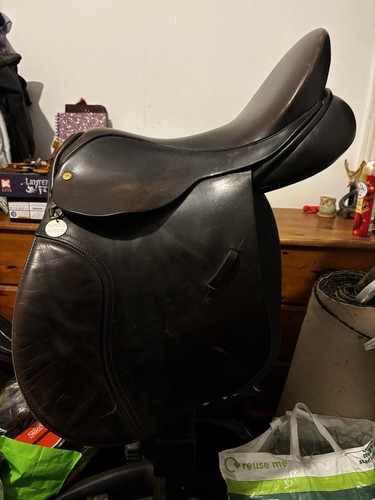 Black country medium - medium, 16.5”