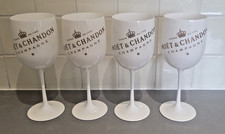 x 4 Moet Chandon Champagne