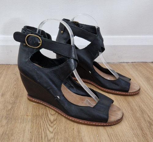 Clarks black leather - clarks, wedge