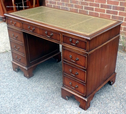 Antique style mahogany desk