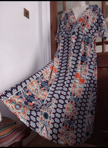 Vtg look block print - block,