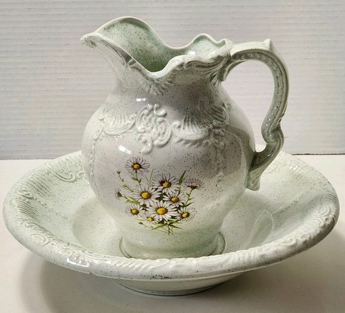 1981 arnels ceramic pitcher - arnels,