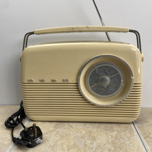 Bush tr82 retro portable - bush, tr82/a