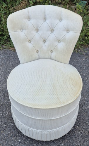 Vintage bedroom nursing chair - bedroom/nursing,
