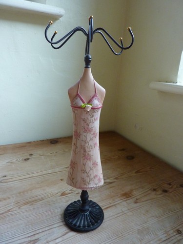 Mannequin jewellery display - jewellery,