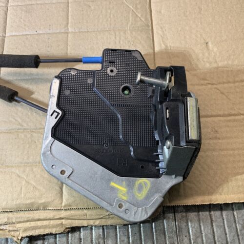 Toyota avensis door lock latch - door,