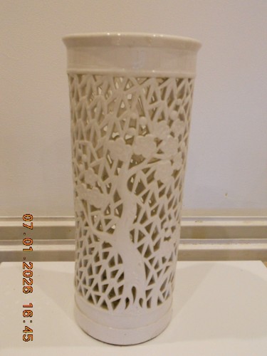 Beautiful old chinese blanc - beautiful,