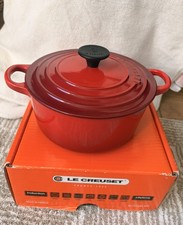 Le Creuset Round Cherry Red
