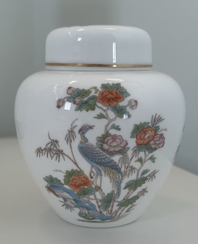 Wedgwood kutani crane ginger - kutani,