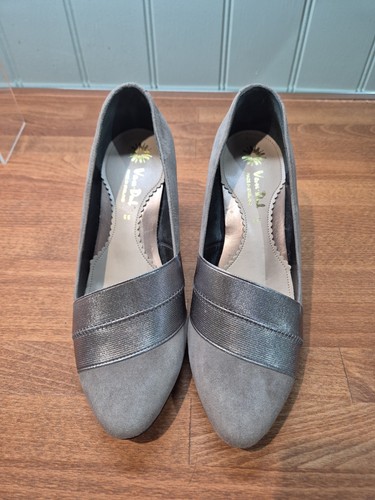 Ladies van dal ashbourne - ladies,