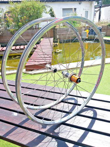 Handbuilt lightweight road - lightweight,