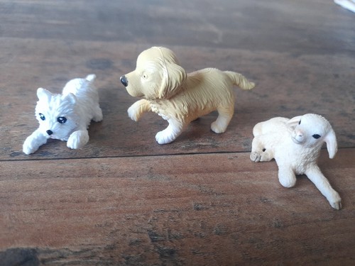 Vintage plastic animals dog - animals, x2