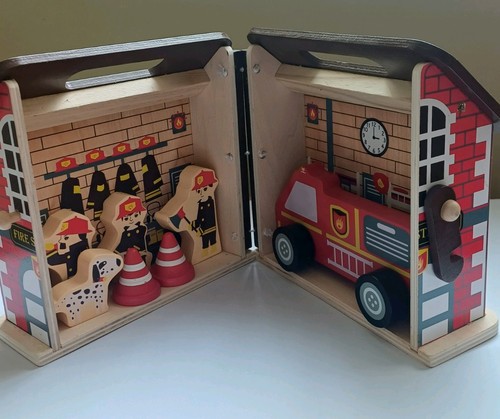 Little town wooden carry fire - town,