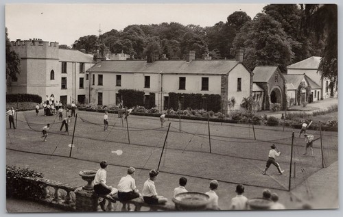 Tawstock court school devon - tawstock,