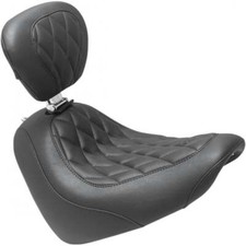 Mustang Wide Tripper™ Seat