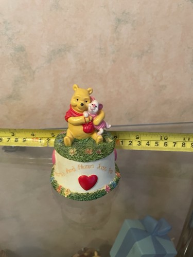 Winnie the pooh and - pooh, piglet