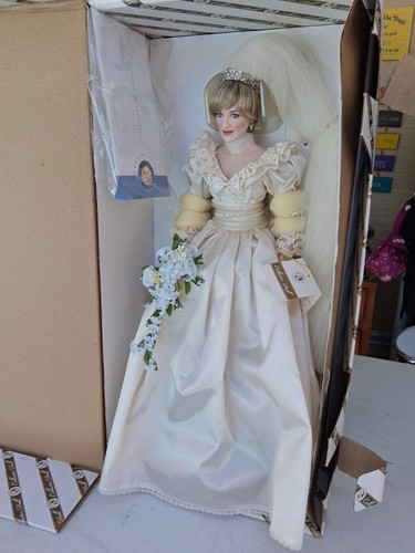 Franklin mint diana portrait - diana,