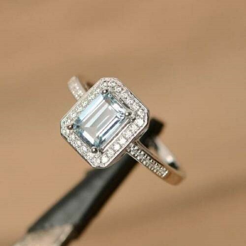 Emerald cut aquamarine - cut,