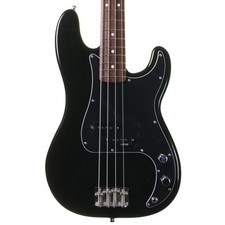 Fender Standard Precision