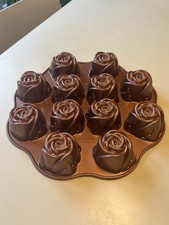 Nordic Ware Sweetheart Rose